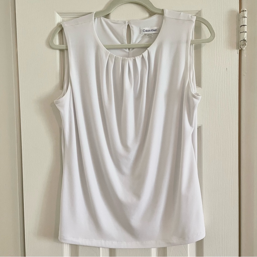 Calvin Klein Women's Pleat Neck White Sleeveless Top